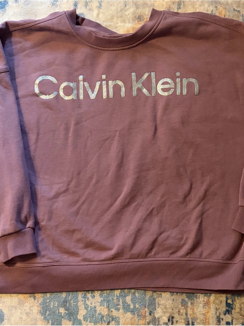 Calvin Klein Men's Crewneck Sweatshirt in Dusty Mauve with Metallic Logo